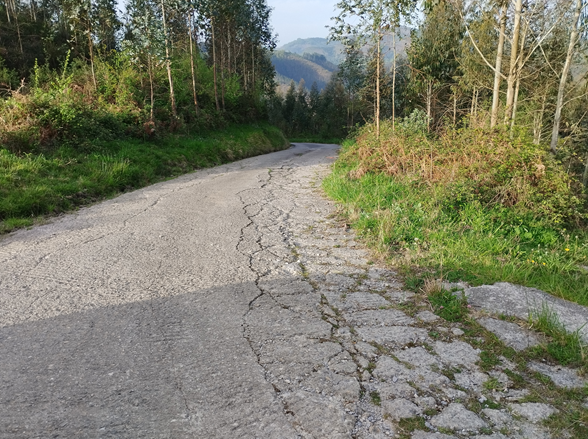 Sahatsu mendiko asfaltatze lanak egingo dituzte bihar eta etzi Mendaron