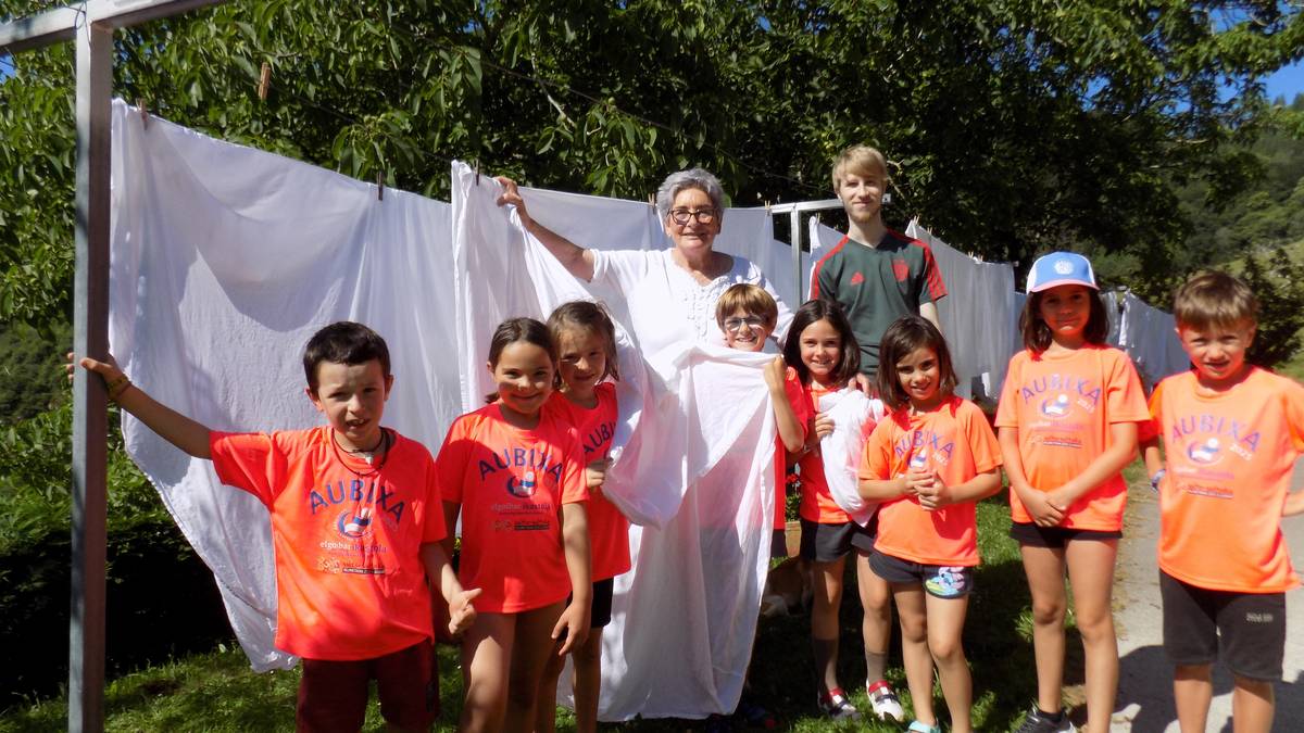 Aubixako ugazaba Maritxu Loiola elkarrizketatu dute 'Berria' egunkarian