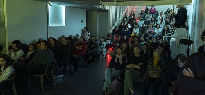 Barre algarak, Aita Agirre kulturgunean