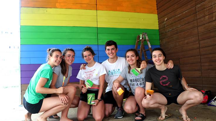 Elgoibar ere LGTBI kolektiboarekin lagunkoia dela erakusteko ortzadarra
