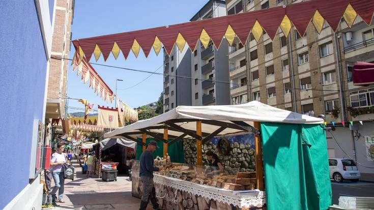 Erdi Aroko Azoka