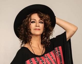 Bi sarrera CARMEN PARIS-en kontzerturako