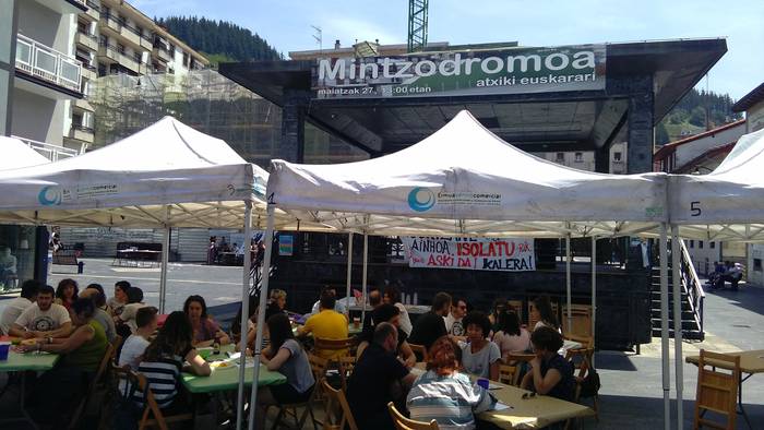 Mintzodromoa Euskararen Nazioarteko Egunean