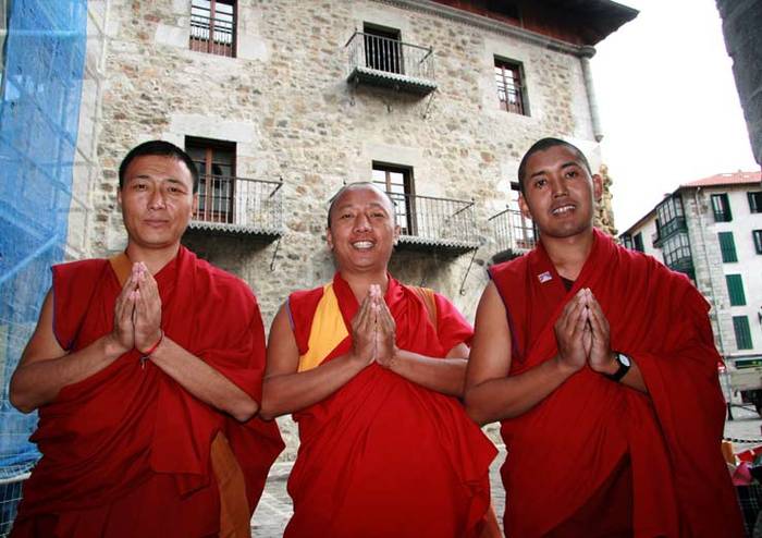 Monje tibetarrek 'mandala' bat egingo dute Kultur Etxean