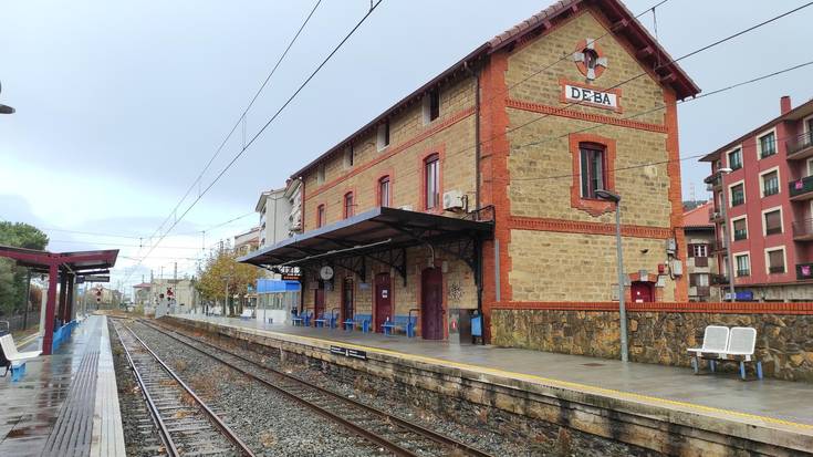 Euskotrenek neguko ordutegia berrezarriko du astelehenean