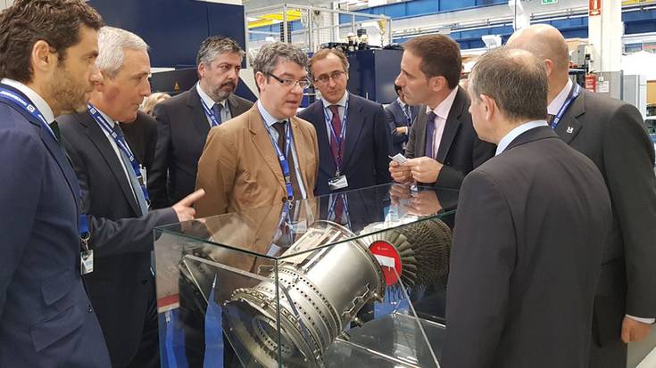 Espainiako Energia ministro Alvaro Nadal Danobaten izan da bisitan