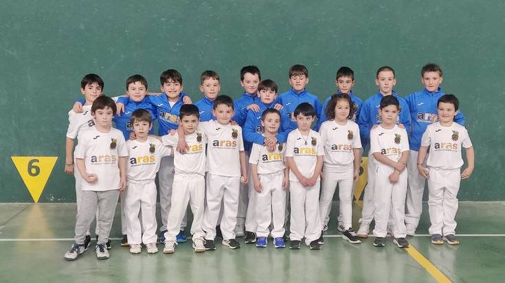 Lagunarteko lehia Soraluzeko Pilota Elkartearen Gabonetako jaialdian