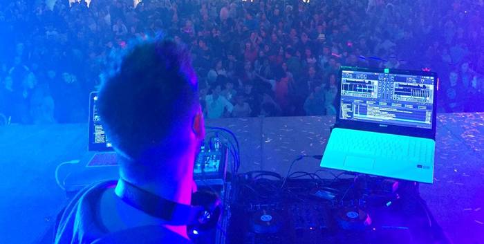 FESTAN BLAI: Dj Txurru