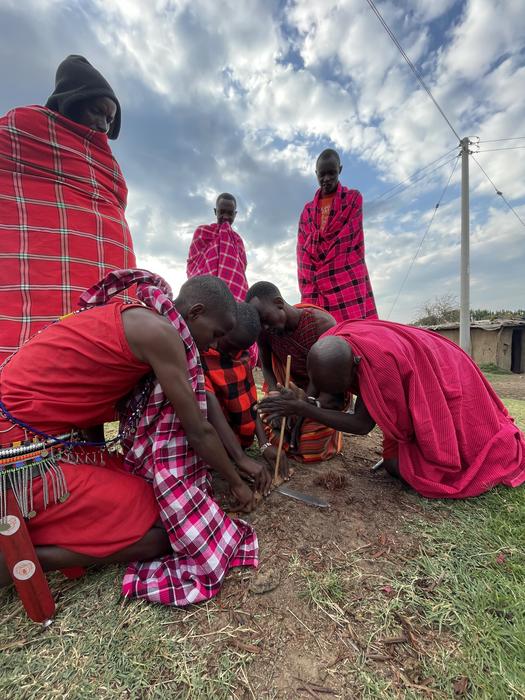 Sua egiten Masai Maran