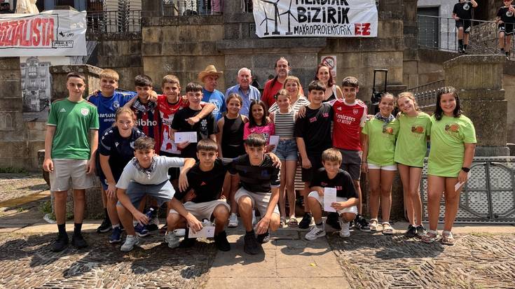 Tortilla itxuroso eta gozoak Soraluzeko Gazteen Tortilla Lehiaketan