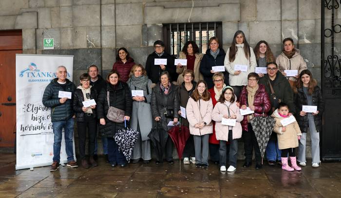 Txankakuaren Eguberrietako zozketako sarituek jaso dute dagokien saria