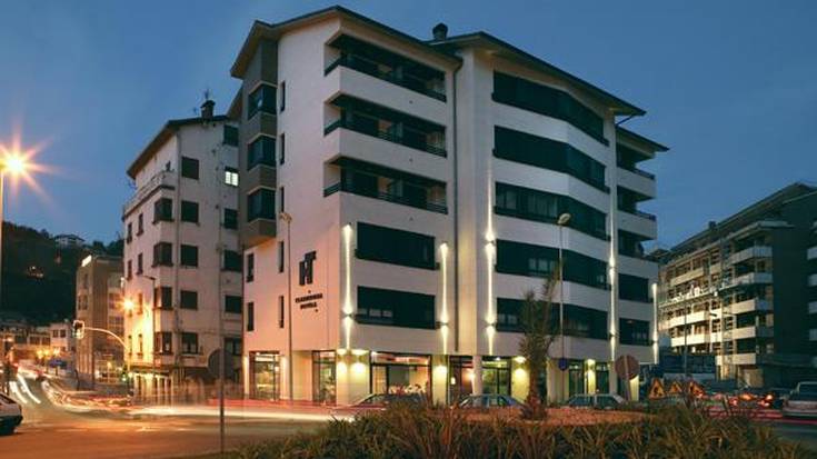 Zazpi eguneko epean hotel eta ostatu guztiek hutsik egon beharko dute