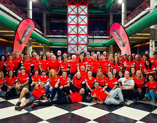 Handiak dira Hiru Txikiak traileko boluntarioak