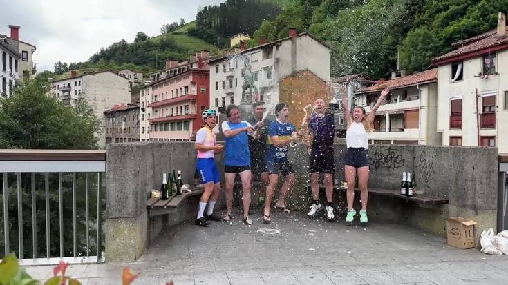 "Anbiente ederra" sortu dute Soraluzeko gazteek Triatoloiaren bueltan