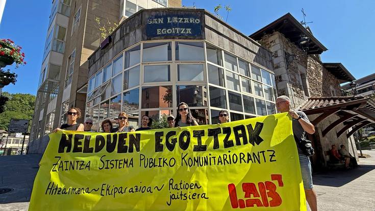 Mobilizazioak hasi dituzte San Lazaro egoitzan, “lan-hitzarmen duina” eskatzeko