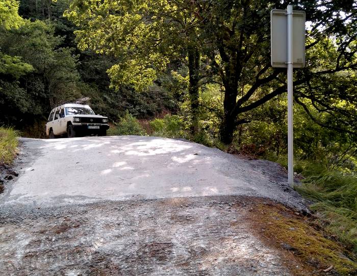 Landa bideak konpontzen dihardute Mendaron