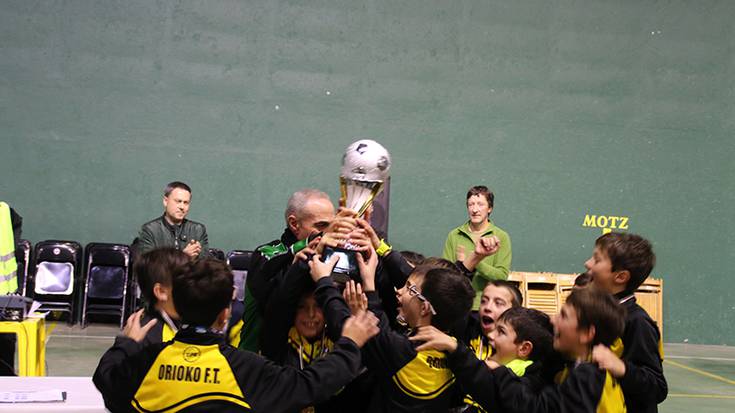 Futbol txapelketa arrakastatsua