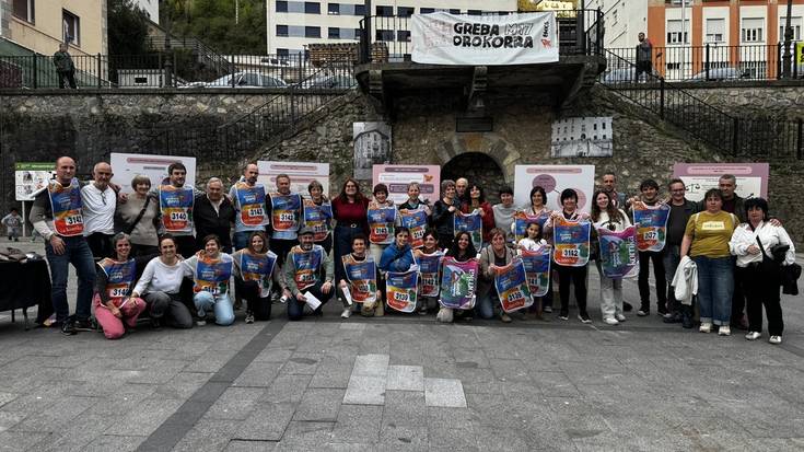 Soraluzen euskara biziberritzeko eta euskaldunak ahalduntzeko AROA plana aurkeztu zuten