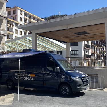 NANa eta pasaportea tramitatzeko bulego ibiltaria