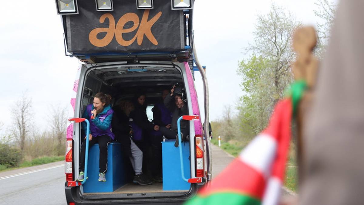 [ZUZENEKOA]: 24. Korrikaren aurkezpena zuzenean Berriketan.eus-en