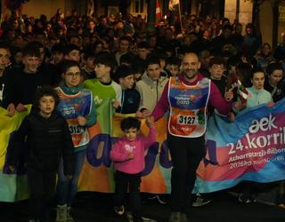 Ehunka herritarren babesa jaso du Korrikak Elgoibartik igaro denean