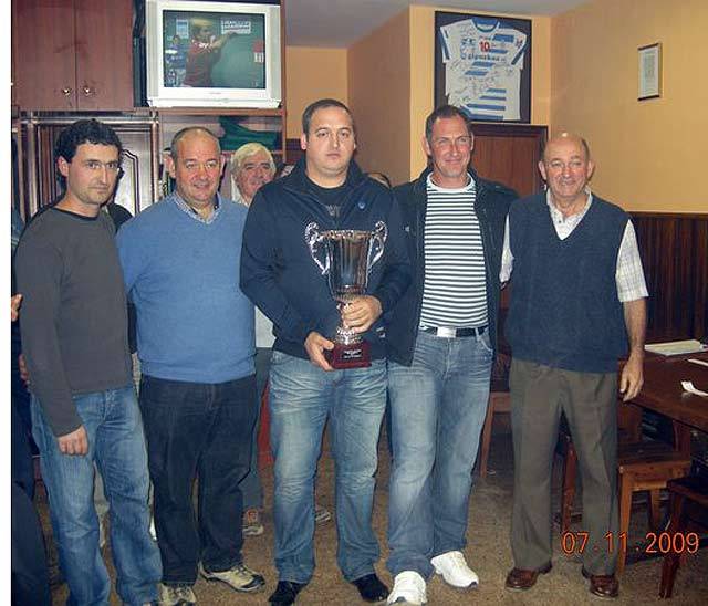  San Migel A taldeak irabazi du taldekako Euskadiko txapelketa.
