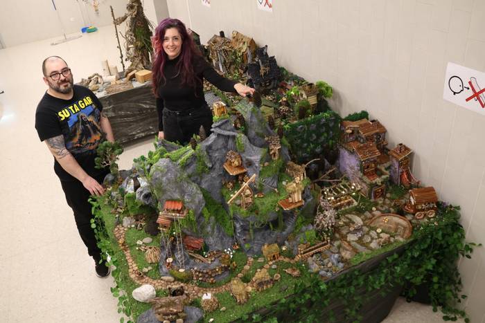 Motxaila herriaren maketa ikusteko bigarren aukera bat izango da bihar, ostirala, Mendaron