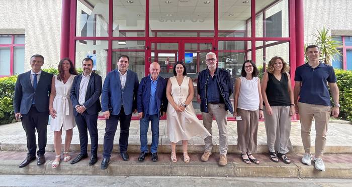 IMH Campusen proiektuak, helburuak eta erronkak ezagutzeko bisita egin du Elgoibarrera Unibertsitateetako sailburuak