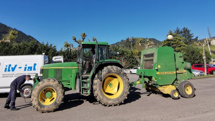 Apirilaren 22tik aurrera egingo dituzte nekazaritzako ibilgailuen azterketa teknikoak eskualdean