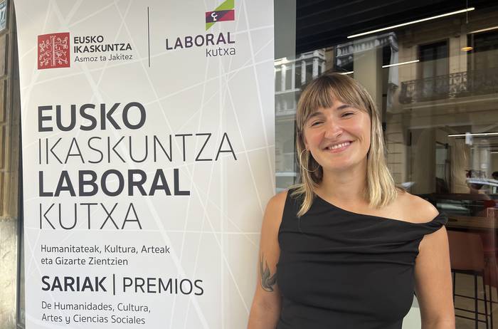 Maddi Alberdi eibartarrak irabazi du Eusko Ikaskuntza-Laboral Kutxa Gazte Saria