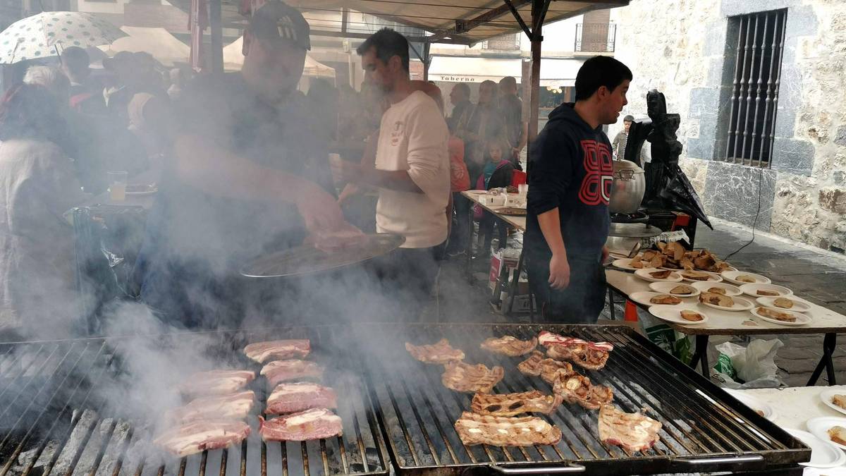 Pintxoak eta kirol arropak salduko ditu C.D. Elgoibarrek hil bukaerako azokan