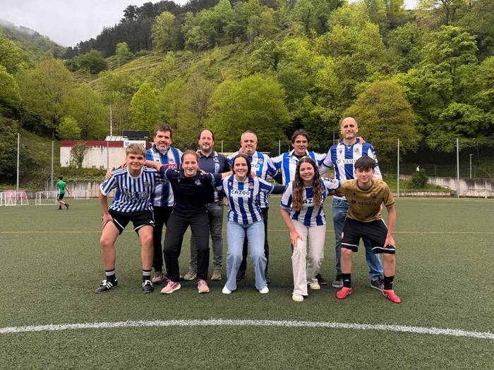 Soraluzetar aita-semeen eta aita-alaben bultzada ere jasoko du Realak Kopako finalean