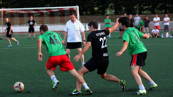 Jokalari batek epailea jo eta konorterik gabe laga du Futbol 7 Txapelketan