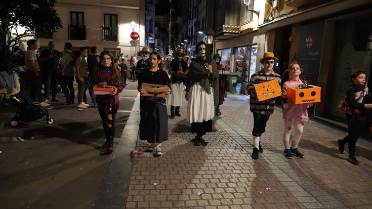 Jendetza batu da aurten ere Arimen Gaueko ospakizun nagusira