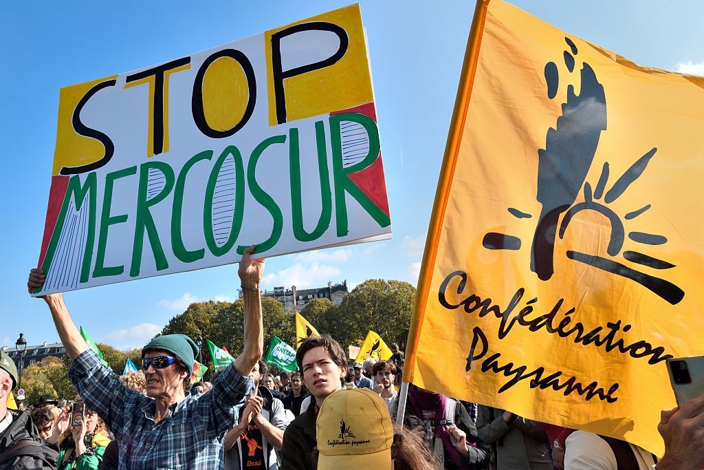 Baserritar Bilgunea sindikatuak salatu du Mercosur akordioak ustiategi txikiak "behin betiko" desagerraraziko dituela