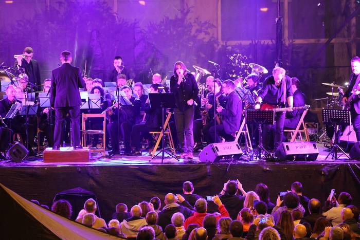 Korrontzirekin eman behar zuen kontzertuaren partez, Queen Gaua errepikatuko du Udal Musika Bandak ekainaren 6an