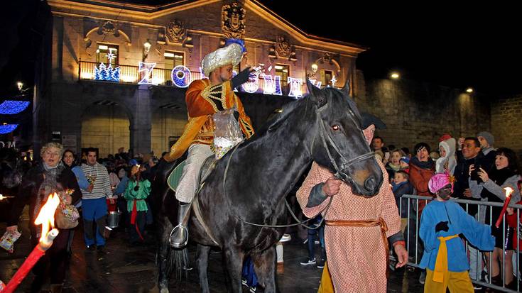 Elgoibarko eta Mendaroko errege kabalgatak bihar, 18:00etan