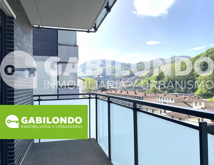 Gabilondo inmobiliaria: Terrazadun etxebizitza Iñiguez kalean