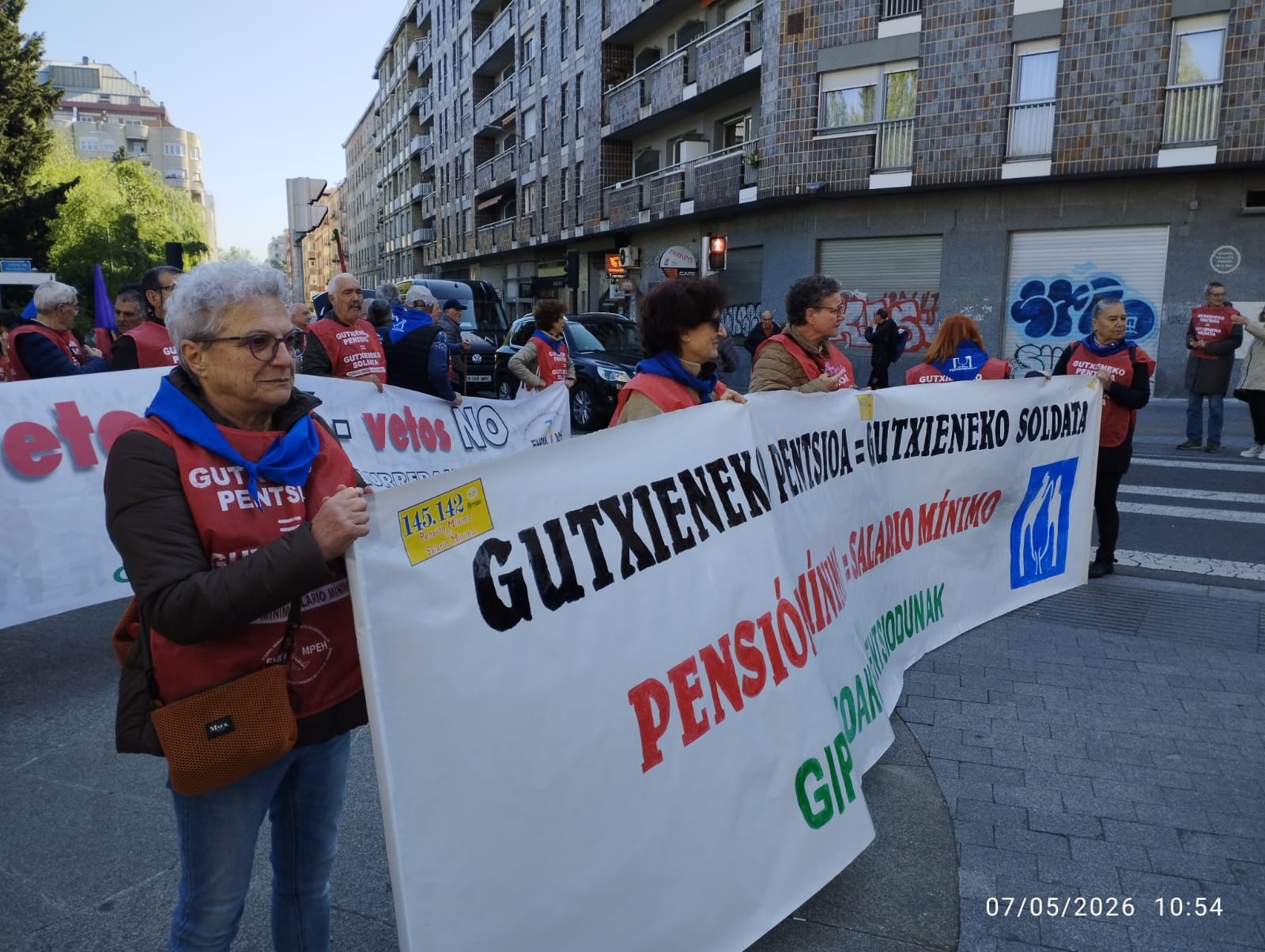 Soraluzeko pentsiodunak ere izan ziren gutxieneko pentsioen osagarria eskatzen, Gasteizen