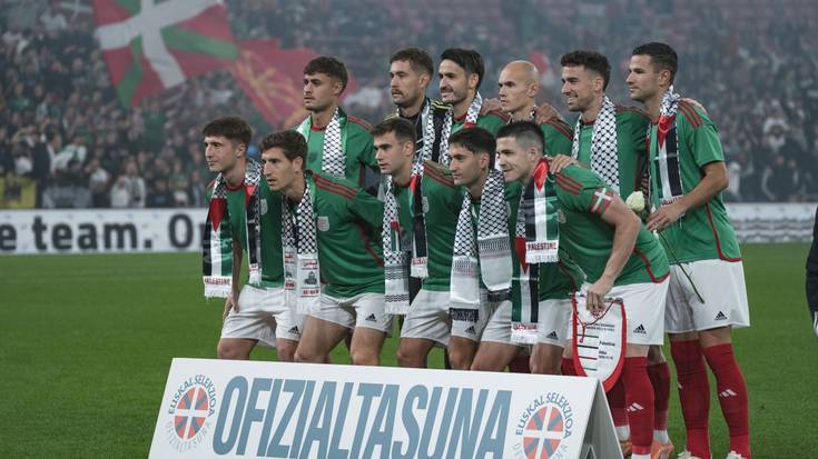 Euskal selekzioaren aldeko argazkia ateratzeko deia egin dute zapaturako