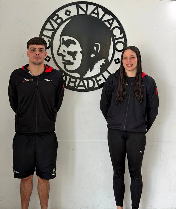 Paula Calvok hiru domina eskuratu ditu Espainiako igeriketa txapelketan, eta marka pertsonalak ondu ditu bi probetan