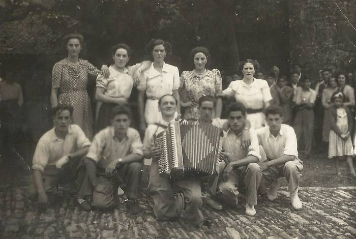 Soinulari eta guzti