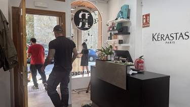 Ile-apaindegi batean sartu dira eta beste bitan ahalegina egin dute