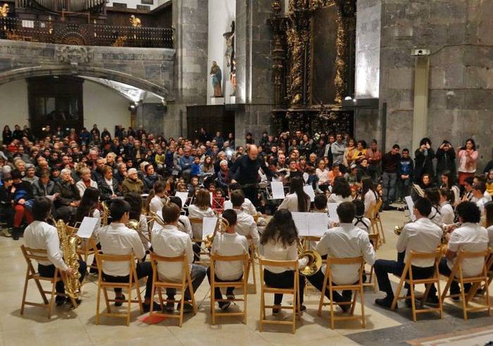 Musika Eskolakoen Gabonetako kontzertua