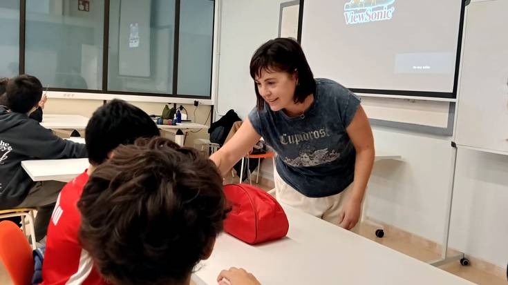 Bizilabeko gazteek emakume zientzialarien bisita jaso dute