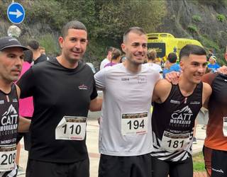 Eguraldi kaskarra baina giro ezinhobea Antxintxika kroseko irteeran