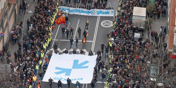 Ia beteta dago zapatuan Sareren Bilboko manifestaziora joateko autobusa