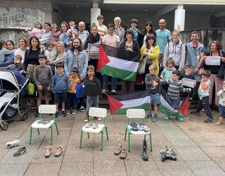 Elkartasun argazkia Luzaro ikastetxetik Palestinara