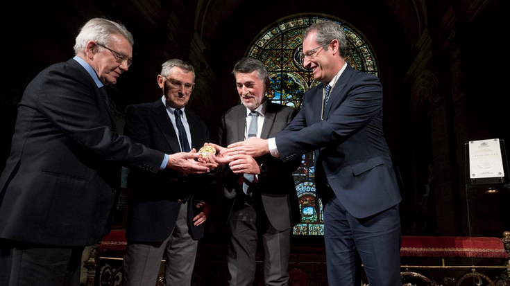 BABESTUTAKO EDUKIA: Jakin talde historikoak Urrezko Domina jaso du, “euskal kultura eta modernitatea” lotzeko egindako lanagatik
