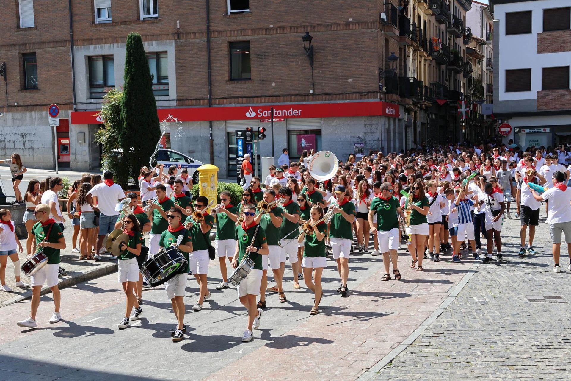 Hasi dira sanbartolomeak